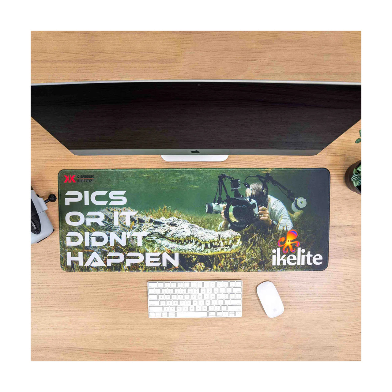 Ikelite Crocodile Equipment Mat & XXL Mouse Pad for Divers